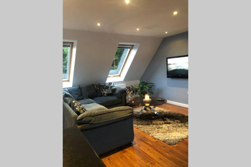 Struan Coach House In Gated Residence Stirling Buitenkant foto