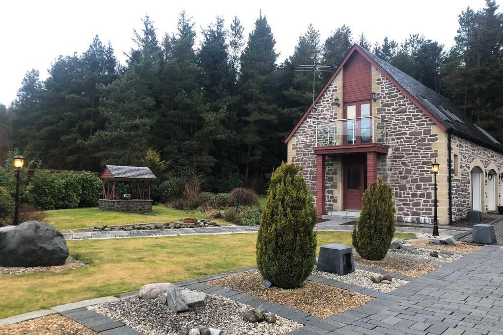 Struan Coach House In Gated Residence Stirling Buitenkant foto