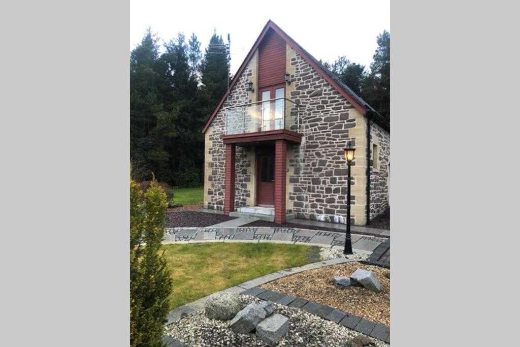 Struan Coach House In Gated Residence Stirling Buitenkant foto