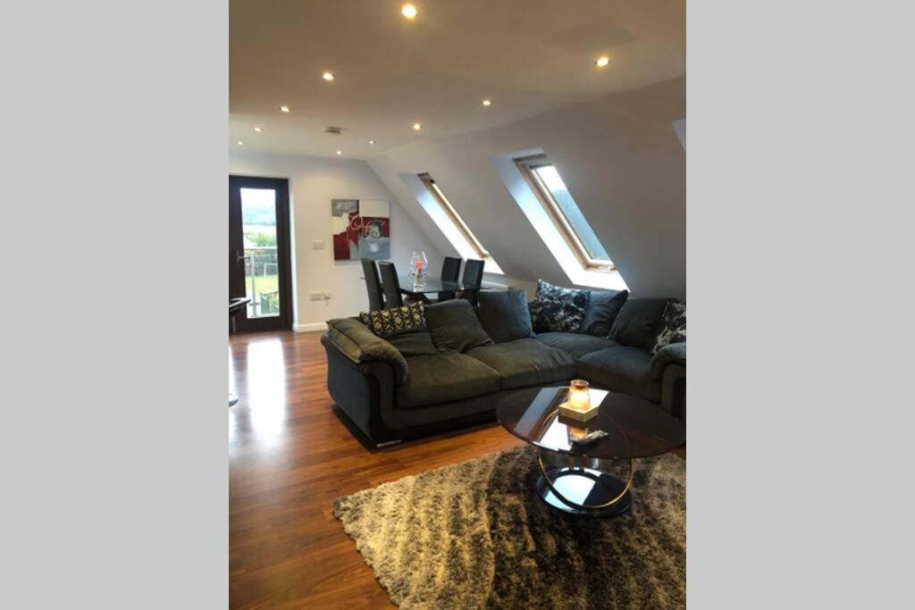 Struan Coach House In Gated Residence Stirling Buitenkant foto