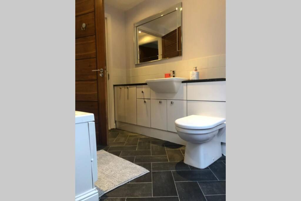 Struan Coach House In Gated Residence Stirling Buitenkant foto